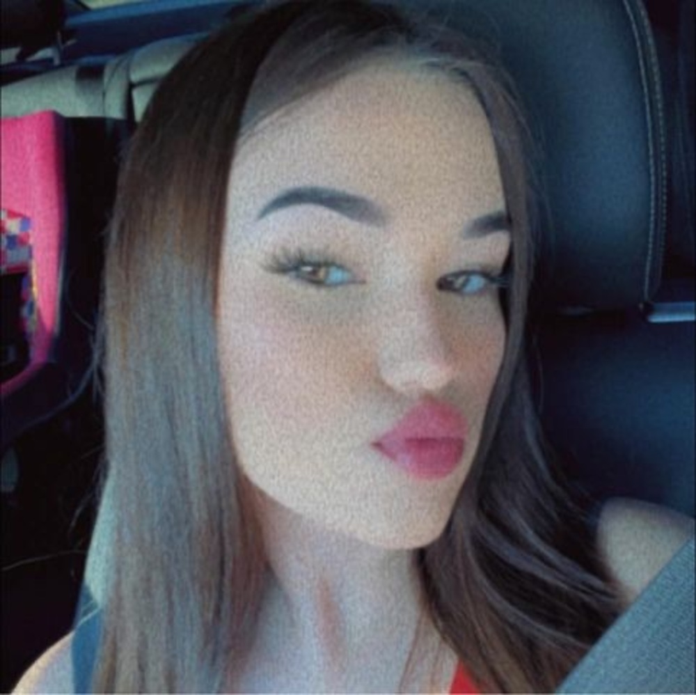 Meet your Posher, Lily